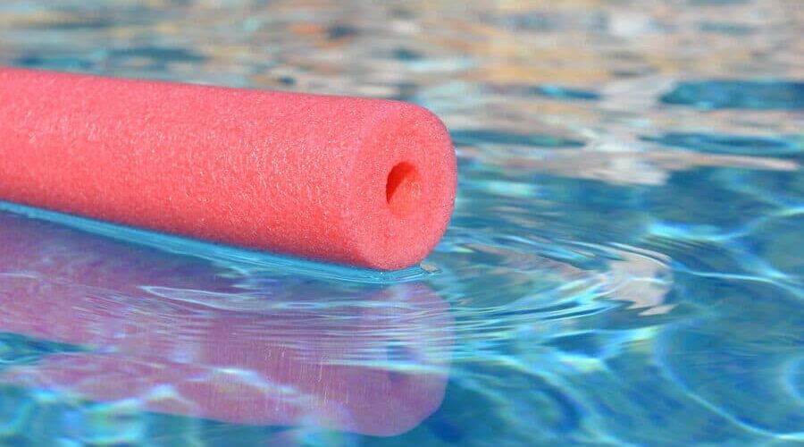 Como usar aspirador de piscina? Entenda aqui